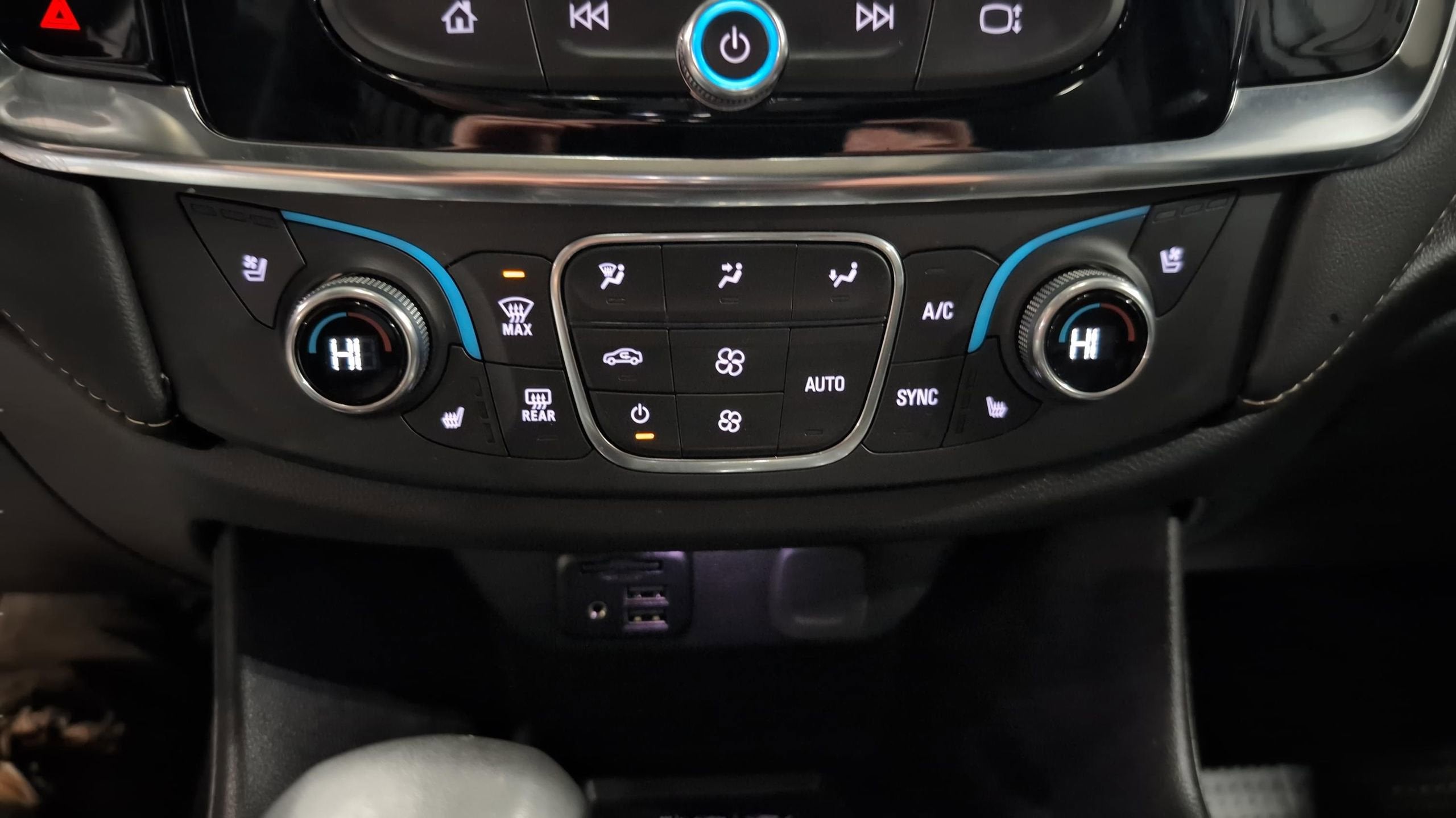 2023 Chevrolet Traverse Premier