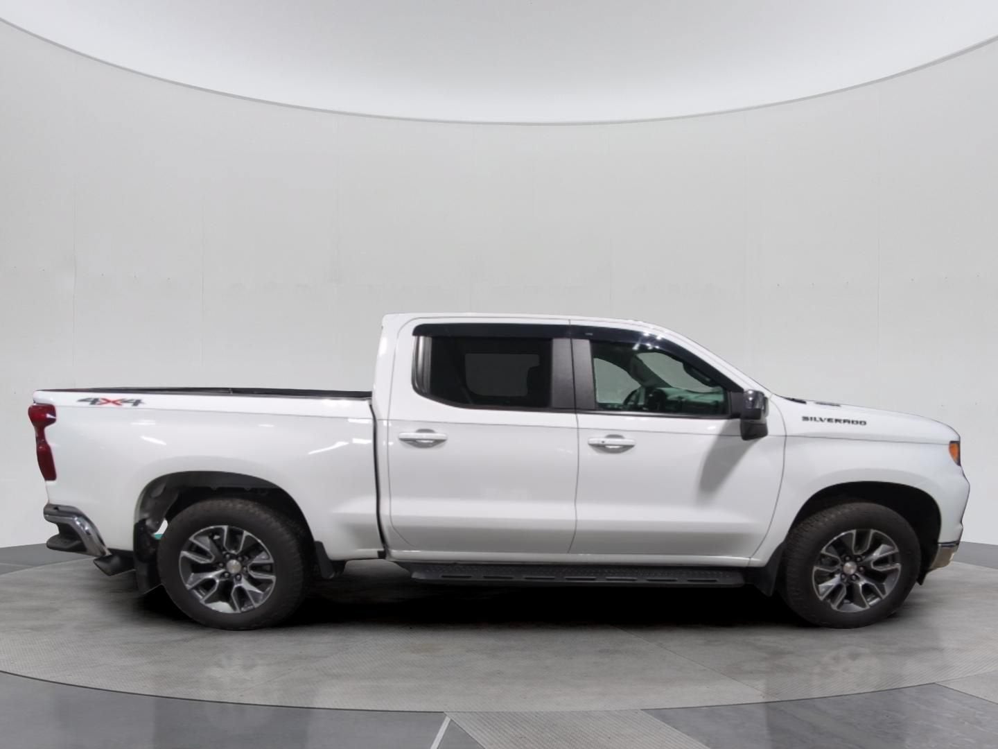 2025 Chevrolet Silverado 1500 LT (2FL)